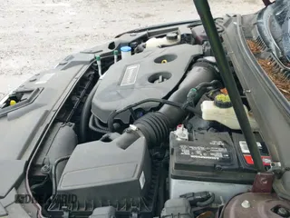 ✅ 2017 Lincoln MKZ Reserve • VIN: 3LN6L5F96HR600680 • Лот: 43406021. Опубликован ранее на IAAI с пробегом 45 347 миль. Бесплатный доступ к архиву аукционных продаж из США и подробный отчёт об истории автомобиля на DreamBid. Изображение 19.