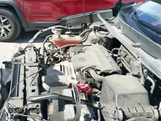 ✅ 2015 Toyota RAV4 LE • VIN: 2T3BFREV2FW388885 • Lot: 43395120. Wystawiony na IAAI z przebiegiem 200 561 mil. Bezpłatny archiwum sprzedaży aukcyjnych z USA i szczegółowy raport historii pojazdu na DreamBid. Zdjęcie 20.