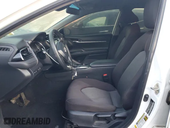 ✅ 2019 Toyota Camry LE • VIN: 4T1B11HK8KU200049 • Lot: 99678115. Wystawiony na Copart z przebiegiem 59 580 mil. Bezpłatny archiwum sprzedaży aukcyjnych z USA i szczegółowy raport historii pojazdu na DreamBid. Zdjęcie 7.
