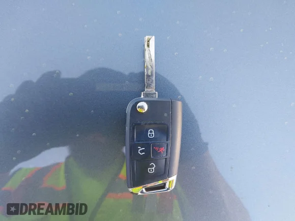 ✅ 2022 Volkswagen Tiguan S • VIN: 3VV0B7AX7NM119202 • Lot: 44810561. Wystawiony na IAAI z przebiegiem 43 383 mil. Bezpłatny archiwum sprzedaży aukcyjnych z USA i szczegółowy raport historii pojazdu na DreamBid. Zdjęcie 11.