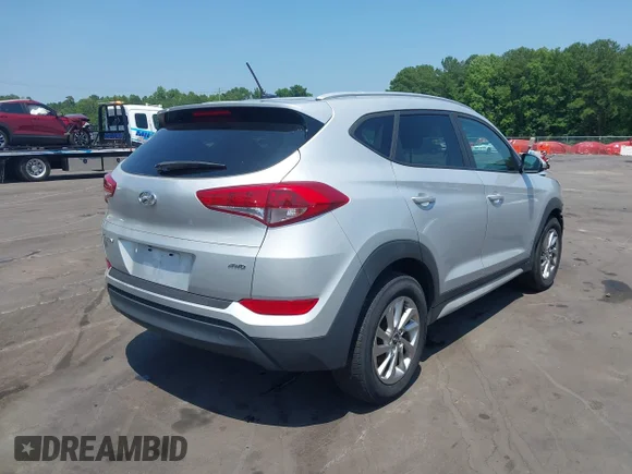 ✅ 2017 Hyundai Tucson SE • VIN: KM8J3CA4XHU584065 • Lot: 45502606. Wystawiony na IAAI z przebiegiem 133 417 mil. Bezpłatny archiwum sprzedaży aukcyjnych z USA i szczegółowy raport historii pojazdu na DreamBid. Zdjęcie 4.