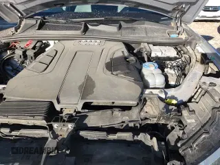 ✅ 2017 Audi Q7 Prestige • VIN: WA1VAAF72HD005745 • Lot: 85378415. Listed on Copart with 104,502 mi. Free auction sales archive from the USA and detailed vehicle history report at DreamBid. Image 12.