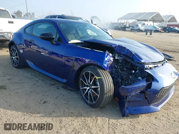 ✅ 2025 Toyota 86 • VIN: JF1ZNBB12S9760199 • Лот: 44232166. Опубліковано раніше на IAAI з пробігом 3 844 миль. Безкоштовний доступ до архіву аукціонних продажів зі США та докладний звіт про історію автомобіля на DreamBid. Зображення 1.