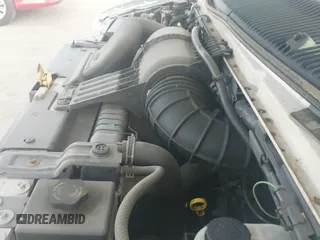 ✅ 2003 Ford Econoline Passenger XL • VIN: 1FBSS31L73HB47326 • Lot: 43916374. Listed on IAAI with 141,145 mi. Free auction sales archive from the USA and detailed vehicle history report at DreamBid. Image 13.