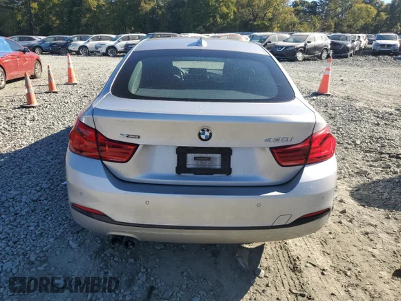 ✅ 2018 BMW 4 Series 430i xDrive • VIN: WBA4J3C57JBB97424 • Lot: 75812864. Wystawiony na Copart z przebiegiem 211 512 mil. Bezpłatny archiwum sprzedaży aukcyjnych z USA i szczegółowy raport historii pojazdu na DreamBid. Zdjęcie 6.