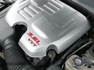 ✅ 2011 Chrysler 300 • VIN: 2C3CA4CG8BH524591 • Lot: 43732271. Listed on IAAI with 237,032 mi. Free auction sales archive from the USA and detailed vehicle history report at DreamBid. Image 18.