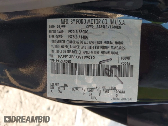 ✅ 1999 Ford Escort SE • VIN: 1FAFP13P8XW199090 • Lot: 43123445. Wystawiony na IAAI z przebiegiem 72 860 mil. Bezpłatny archiwum sprzedaży aukcyjnych z USA i szczegółowy raport historii pojazdu na DreamBid. Zdjęcie 9.