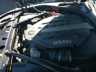 ✅ 2012 BMW 7 Series 750Li • VIN: WBAKB8C54CC962682 • Lot: 43764574. Wystawiony na IAAI z przebiegiem 183 749 mil. Bezpłatny archiwum sprzedaży aukcyjnych z USA i szczegółowy raport historii pojazdu na DreamBid. Zdjęcie 12.