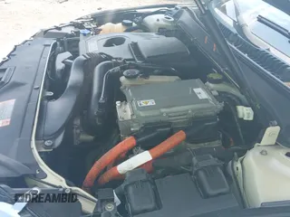 ✅ 2014 Lincoln MKZ Hybrid • VIN: 3LN6L2LU5ER824865 • Lot: 43026580. Wystawiony na IAAI z przebiegiem 201 004 mil. Bezpłatny archiwum sprzedaży aukcyjnych z USA i szczegółowy raport historii pojazdu na DreamBid. Zdjęcie 20.