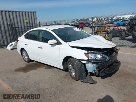 ✅ 2018 Nissan Sentra SL • VIN: 3N1AB7AP0JY300523 • Lot: 44288372. Wystawiony na IAAI z przebiegiem 118 974 mil. Bezpłatny archiwum sprzedaży aukcyjnych z USA i szczegółowy raport historii pojazdu na DreamBid. Zdjęcie 1.
