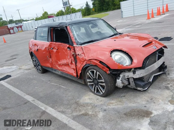 ✅ 2020 MINI Hardtop 4 Door Cooper S • VIN: WMWXU9C00L2L83091 • Lot: 45488893. Wystawiony na IAAI z przebiegiem 54 592 mil. Bezpłatny archiwum sprzedaży aukcyjnych z USA i szczegółowy raport historii pojazdu na DreamBid. Zdjęcie 1.