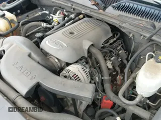 ✅ 2005 GMC Yukon SLT • VIN: 1GKEC13T35J206492 • Lot: 41714271. Listed on IAAI with 200,178 mi. Free auction sales archive from the USA and detailed vehicle history report at DreamBid. Image 19.