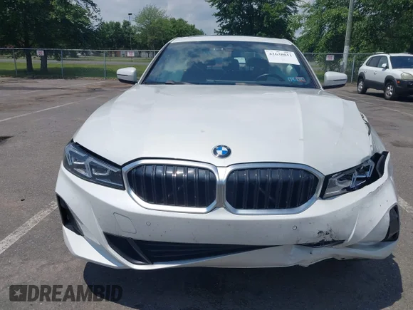 ✅ 2023 BMW 3 Series 330i xDrive • VIN: 3MW89FF00P8D53242 • Лот: 42638011. Опубліковано раніше на IAAI з пробігом 24 586 миль. Безкоштовний доступ до архіву аукціонних продажів зі США та докладний звіт про історію автомобіля на DreamBid. Зображення 6.