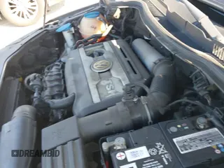 ✅ 2010 Volkswagen CC Sport • VIN: WVWML7AN1AE505626 • Lot: 43024419. Listed on IAAI with 107,776 mi. Free auction sales archive from the USA and detailed vehicle history report at DreamBid. Image 12.