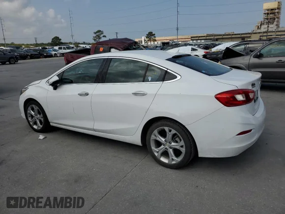 ✅ 2017 Chevrolet Cruze Premier • VIN: 1G1BF5SM3H7209555 • Лот: 43623223. Опубликован ранее на Copart с пробегом 95 320 миль. Бесплатный доступ к архиву аукционных продаж из США и подробный отчёт об истории автомобиля на DreamBid. Изображение 2.