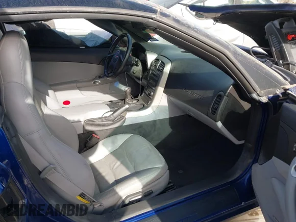 ✅ 2005 Chevrolet Corvette • VIN: 1G1YY24U355116509 • Lot: 41598450. Wystawiony na IAAI z przebiegiem 117 586 mil. Bezpłatny archiwum sprzedaży aukcyjnych z USA i szczegółowy raport historii pojazdu na DreamBid. Zdjęcie 5.