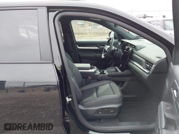 ✅ 2026 GMC Terrain AWD Elevation • VIN: 3GKALUEG4TL368881 • Lot: 44585100. Wystawiony na IAAI z przebiegiem 2 037 mil. Bezpłatny archiwum sprzedaży aukcyjnych z USA i szczegółowy raport historii pojazdu na DreamBid. Zdjęcie 5.