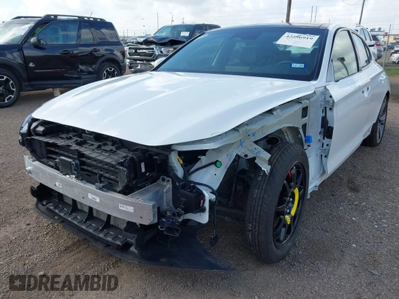 ✅ 2025 Genesis G70 2.5T • VIN: KMTG34SC5SU148811 • Lot: 42556919. Wystawiony na IAAI z przebiegiem 10 008 mil. Bezpłatny archiwum sprzedaży aukcyjnych z USA i szczegółowy raport historii pojazdu na DreamBid. Zdjęcie 6.