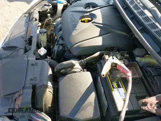 ✅ 2015 Hyundai Elantra SE • VIN: 5NPDH4AE5FH614548 • Lot: 43535568. Listed on IAAI with 142,198 mi. Free auction sales archive from the USA and detailed vehicle history report at DreamBid. Image 19.