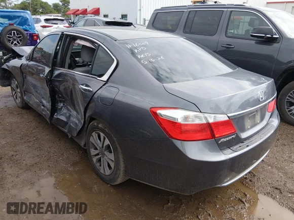 ✅ 2015 Honda Accord LX • VIN: 1HGCR2F32FA231163 • Lot: 45182795. Wystawiony na IAAI z przebiegiem 94 603 mil. Bezpłatny archiwum sprzedaży aukcyjnych z USA i szczegółowy raport historii pojazdu na DreamBid. Zdjęcie 3.