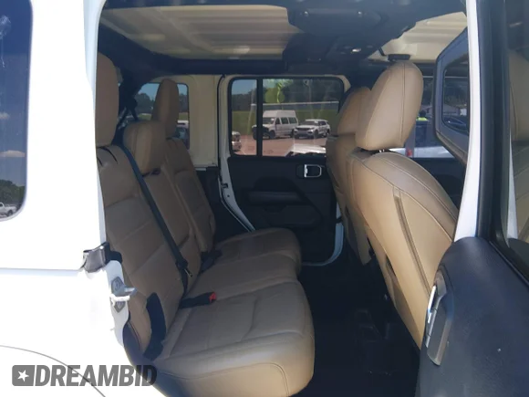 ✅ 2018 Jeep Wrangler Unlimited Moab • VIN: 1C4HJXEG4JW136435 • Lot: 45193572. Wystawiony na IAAI z przebiegiem 139 079 mil. Bezpłatny archiwum sprzedaży aukcyjnych z USA i szczegółowy raport historii pojazdu na DreamBid. Zdjęcie 8.