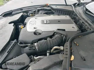 ✅ 2015 Infiniti Q50 Premium • VIN: JN1BV7AP8FM332254 • Lot: 43574092. Wystawiony na IAAI z przebiegiem 120 910 mil. Bezpłatny archiwum sprzedaży aukcyjnych z USA i szczegółowy raport historii pojazdu na DreamBid. Zdjęcie 18.