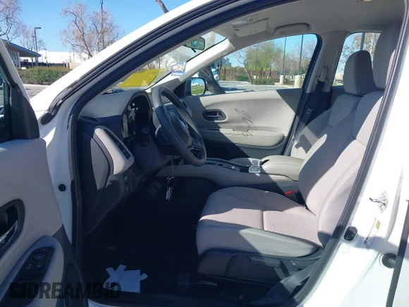 ✅ 2017 Honda HR-V LX • VIN: 3CZRU5H36HM709333 • Lot: 44390683. Wystawiony na IAAI z przebiegiem 73 563 mil. Bezpłatny archiwum sprzedaży aukcyjnych z USA i szczegółowy raport historii pojazdu na DreamBid. Zdjęcie 5.