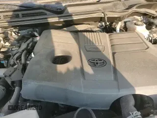 ✅ 2025 Toyota Tundra Limited • VIN: 5TFJA5DB8SX262952 • Lot: 81719235. Listed on Copart with 17,744 mi. Free auction sales archive from the USA and detailed vehicle history report at DreamBid. Image 16.