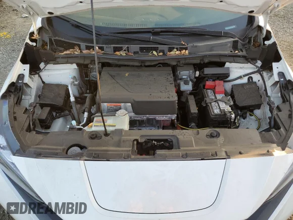 ✅ 2019 Nissan LEAF SV • VIN: 1N4AZ1CP9KC300300 • Lot: 72649882. Wystawiony na Copart z przebiegiem 18 361 mil. Bezpłatny archiwum sprzedaży aukcyjnych z USA i szczegółowy raport historii pojazdu na DreamBid. Zdjęcie 11.