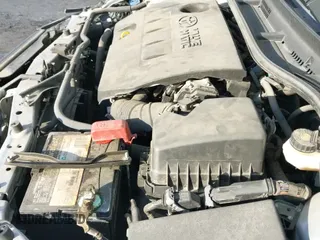 ✅ 2018 Toyota Corolla • VIN: JTNKARJE9JJ570526 • Lot: 43687230. Wystawiony na IAAI z przebiegiem 92 923 mil. Bezpłatny archiwum sprzedaży aukcyjnych z USA i szczegółowy raport historii pojazdu na DreamBid. Zdjęcie 19.