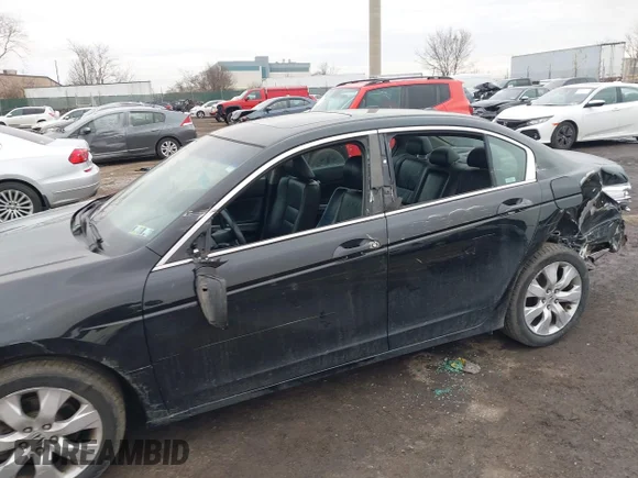 ✅ 2009 Honda Accord EX-L • VIN: 1HGCP26869A142704 • Lot: 44489823. Wystawiony na IAAI z przebiegiem 170 793 mil. Bezpłatny archiwum sprzedaży aukcyjnych z USA i szczegółowy raport historii pojazdu na DreamBid. Zdjęcie 6.