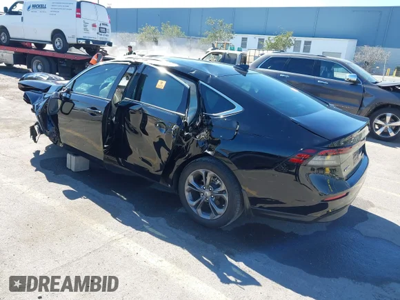 ✅ 2023 Honda Accord EX • VIN: 1HGCY1F33PA057702 • Lot: 44596167. Wystawiony na IAAI z przebiegiem Nie podano. Bezpłatny archiwum sprzedaży aukcyjnych z USA i szczegółowy raport historii pojazdu na DreamBid. Zdjęcie 3.