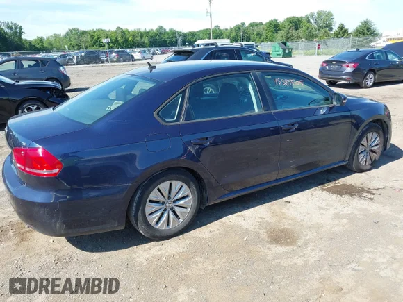 ✅ 2015 Volkswagen Passat S • VIN: 1VWAT7A32FC004522 • Lot: 45385605. Listed on IAAI with 196,273 mi. Free auction sales archive from the USA and detailed vehicle history report at DreamBid. Image 4.