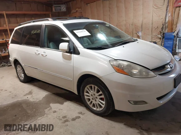 ✅ 2010 Toyota Sienna XLE • VIN: 5TDYK4CC2AS310904 • Lot: 44268520. Listed on IAAI with 204,380 mi. Free auction sales archive from the USA and detailed vehicle history report at DreamBid. Image 1.