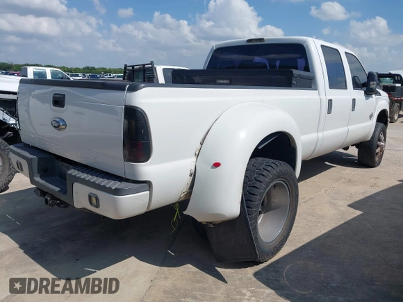 ✅ 2012 Ford F-250 XL • VIN: 1FT7W2BT7CEC25815 • Lot: 42715930. Wystawiony na IAAI z przebiegiem 338 120 mil. Bezpłatny archiwum sprzedaży aukcyjnych z USA i szczegółowy raport historii pojazdu na DreamBid. Zdjęcie 4.