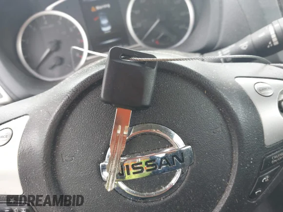 ✅ 2018 Nissan Sentra S • VIN: 3N1AB7AP5JY302591 • Lot: 45092130. Wystawiony na IAAI z przebiegiem 114 258 mil. Bezpłatny archiwum sprzedaży aukcyjnych z USA i szczegółowy raport historii pojazdu na DreamBid. Zdjęcie 11.