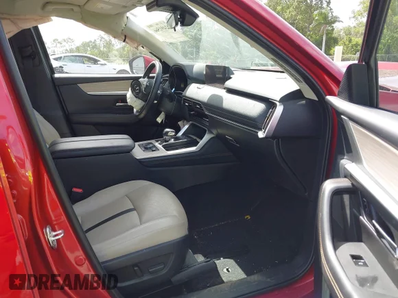 ✅ 2024 Mazda CX-90 Preferred • VIN: JM3KKBHA7R1131940 • Lot: 42491566. Wystawiony na IAAI z przebiegiem 31 937 mil. Bezpłatny archiwum sprzedaży aukcyjnych z USA i szczegółowy raport historii pojazdu na DreamBid. Zdjęcie 5.