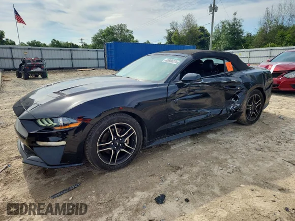 ✅ 2018 Ford Mustang EcoBoost Premium • VIN: 1FATP8UH2J5133117 • Lot: 55566276. Wystawiony na Copart z przebiegiem 111 513 mil. Bezpłatny archiwum sprzedaży aukcyjnych z USA i szczegółowy raport historii pojazdu na DreamBid. Zdjęcie 1.