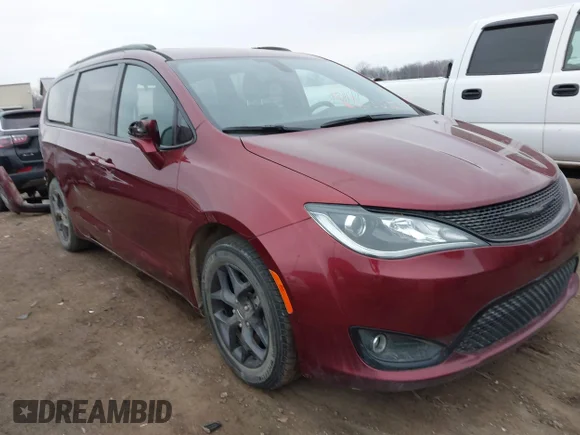 ✅ 2019 Chrysler Pacifica Limited • VIN: 2C4RC1GG9KR706240 • Лот: 44716593. Опубликован ранее на IAAI с пробегом 69 610 миль. Бесплатный доступ к архиву аукционных продаж из США и подробный отчёт об истории автомобиля на DreamBid. Изображение 1.