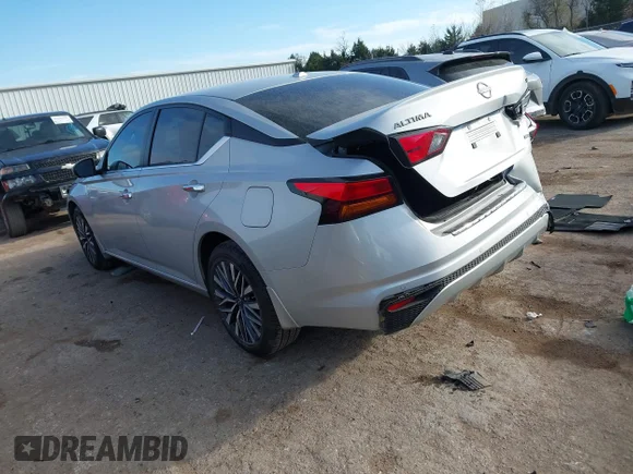 ✅ 2023 Nissan Altima SV • VIN: 1N4BL4DWXPN413973 • Lot: 43850691. Listed on IAAI with 36,052 mi. Free auction sales archive from the USA and detailed vehicle history report at DreamBid. Image 3.