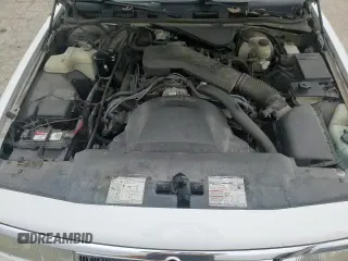 ✅ 1992 Mercury Grand Marquis GS • VIN: 2MECM74W2NX727883 • Lot: 82636234. Wystawiony na Copart z przebiegiem 56 804 mil. Bezpłatny archiwum sprzedaży aukcyjnych z USA i szczegółowy raport historii pojazdu na DreamBid. Zdjęcie 15.