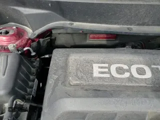 ✅ 2018 GMC Terrain SLE Diesel • VIN: 3GKALUEU3JL136680 • Лот: 54400785. Опубликован ранее на Copart с пробегом 109 902 миль. Бесплатный доступ к архиву аукционных продаж из США и подробный отчёт об истории автомобиля на DreamBid. Изображение 14.