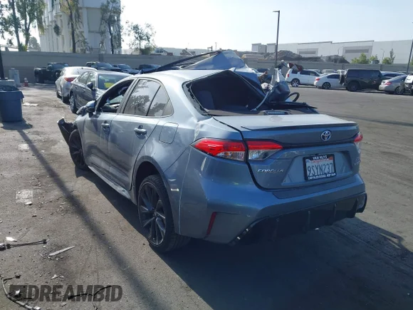 ✅ 2023 Toyota Corolla Hybrid LE • VIN: JTDBCMFE8PJ010421 • Lot: 45228896. Listed on IAAI with 97,848 mi. Free auction sales archive from the USA and detailed vehicle history report at DreamBid. Image 3.