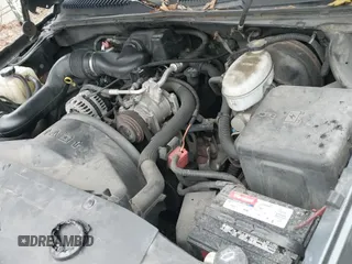 ✅ 2004 Chevrolet Silverado 1500 Work Truck • VIN: 1GCEC14XX4Z241608 • Lot: 43786558. Listed on IAAI with 168,250 mi. Free auction sales archive from the USA and detailed vehicle history report at DreamBid. Image 12.