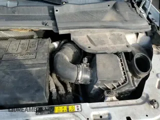 ✅ 2020 Jaguar E-Pace • VIN: SADFK2FX2L1Z82430 • Lot: 84451155. Wystawiony na Copart z przebiegiem 116 535 mil. Bezpłatny archiwum sprzedaży aukcyjnych z USA i szczegółowy raport historii pojazdu na DreamBid. Zdjęcie 14.