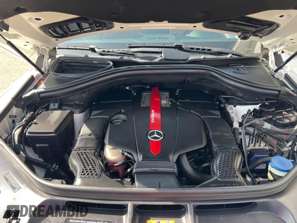 ✅ 2019 Mercedes-Benz GLE 43 AMG • VIN: 4JGED6EB6KA142806 • Lot: 45151616. Wystawiony na IAAI z przebiegiem 147 035 mil. Bezpłatny archiwum sprzedaży aukcyjnych z USA i szczegółowy raport historii pojazdu na DreamBid. Zdjęcie 10.