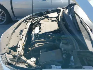 ✅ 2017 Chevrolet Cruze LT • VIN: 1G1BE5SMXH7228123 • Lot: 43396571. Listed on IAAI with 66,224 mi. Free auction sales archive from the USA and detailed vehicle history report at DreamBid. Image 19.