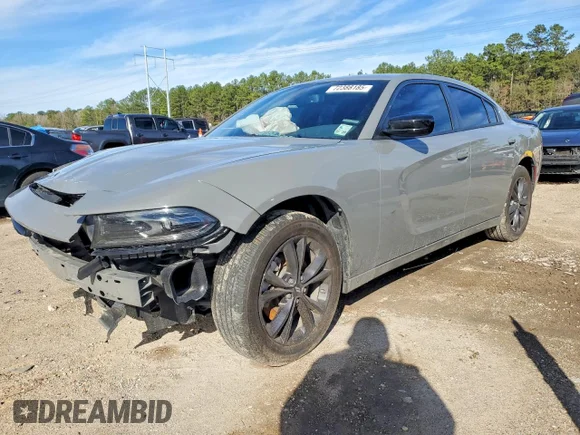 ✅ 2023 Dodge Charger SXT • VIN: 2C3CDXJG1PH675811 • Lot: 72388185. Wystawiony na Copart z przebiegiem 42 989 mil. Bezpłatny archiwum sprzedaży aukcyjnych z USA i szczegółowy raport historii pojazdu na DreamBid. Zdjęcie 1.