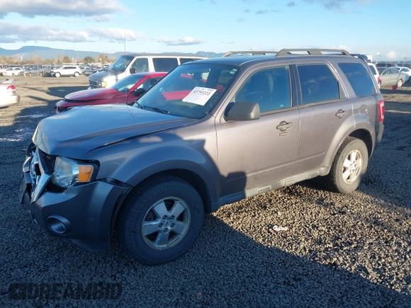 ✅ 2009 Ford Escape XLT • VIN: 1FMCU93709KC81843 • Lot: 43753222. Wystawiony na IAAI z przebiegiem 182 172 mil. Bezpłatny archiwum sprzedaży aukcyjnych z USA i szczegółowy raport historii pojazdu na DreamBid. Zdjęcie 2.