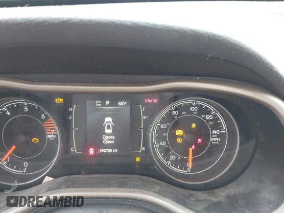 ✅ 2016 Jeep Cherokee Sport • VIN: 1C4PJLAB4GW350669 • Lot: 45420757. Wystawiony na IAAI z przebiegiem 132 755 mil. Bezpłatny archiwum sprzedaży aukcyjnych z USA i szczegółowy raport historii pojazdu na DreamBid. Zdjęcie 7.